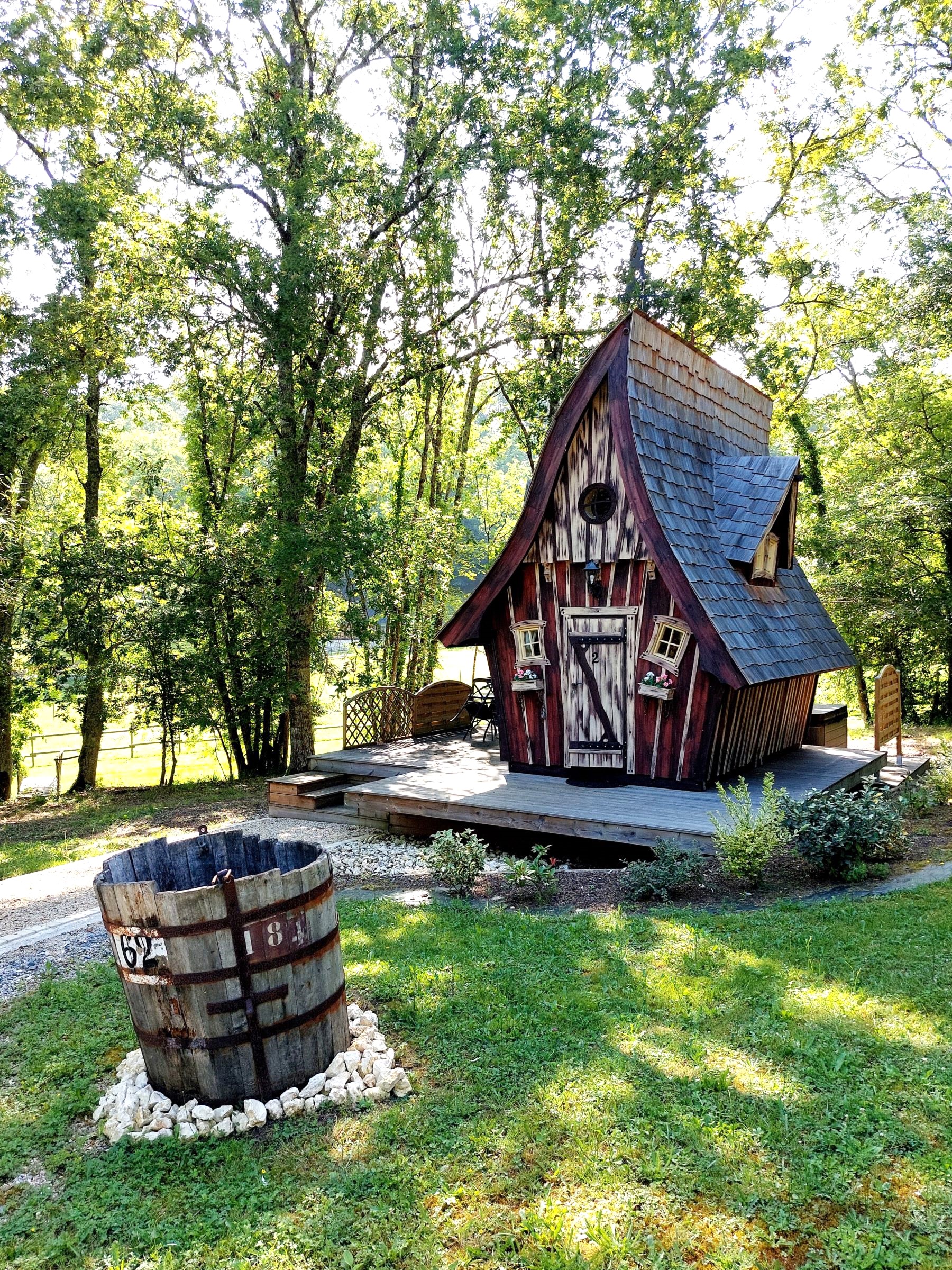 Photo 2/3 — Cabane « des Vignes et des Songes : Cabanes insolites avec SPA · Saint-André-et-Appelles, Gironde » à Saint-Andr…