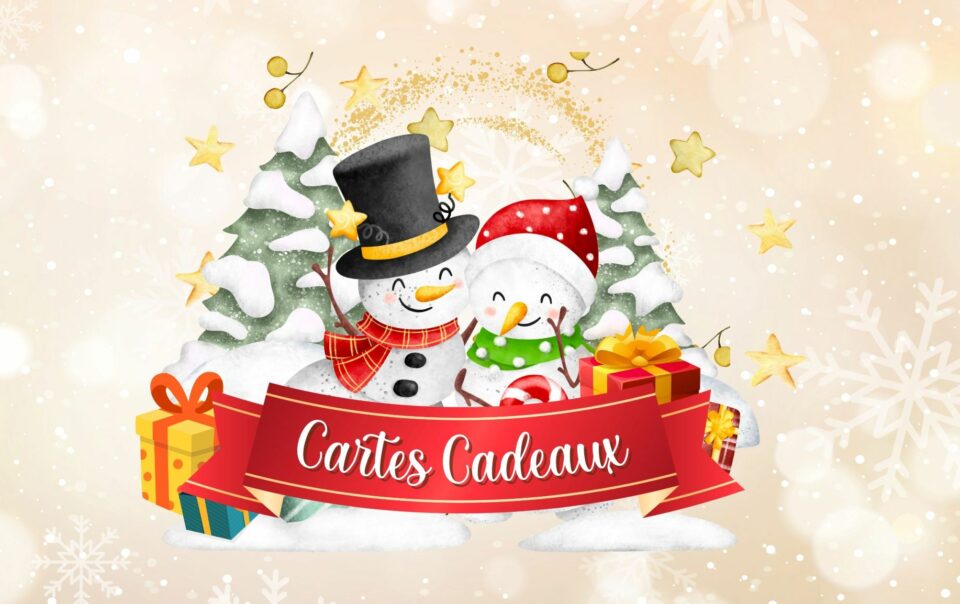 bonhommes de neige présentant les cartes cadeaux de Noël